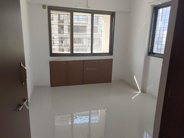 1 BHK Apartment in Mulund West for resale Mumbai. The reference number is 18534835