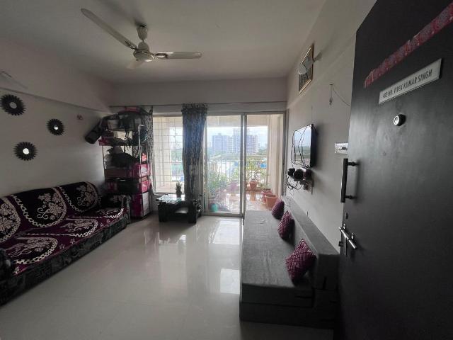 1 BHK Apartment in Mundhwa for rent Pune. The reference number is 21035950