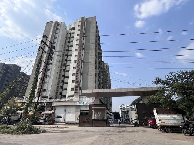 1 BHK Apartment in Mundhwa for resale Pune. The reference number is 17685574