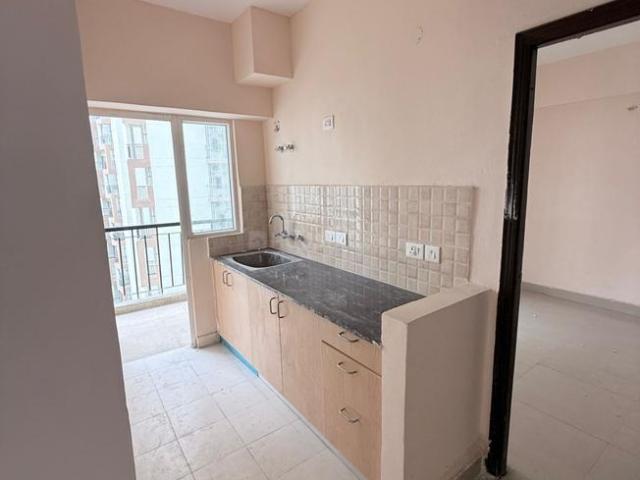 1 BHK Apartment in Noida Extension for rent Greater Noida. The reference number is 20637875