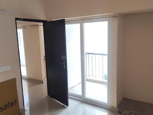 1 BHK Apartment in Noida Extension for rent Greater Noida. The reference number is 21156907