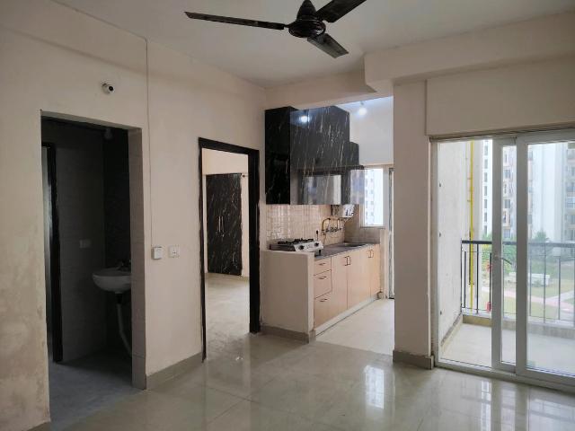 1 BHK Apartment in Noida Extension for rent Greater Noida. The reference number is 21294620