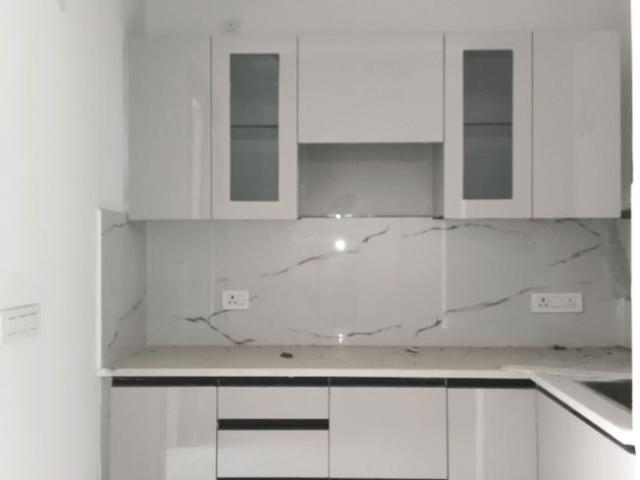 1 BHK Apartment in Noida Extension for resale Greater Noida. The reference number is 17866793