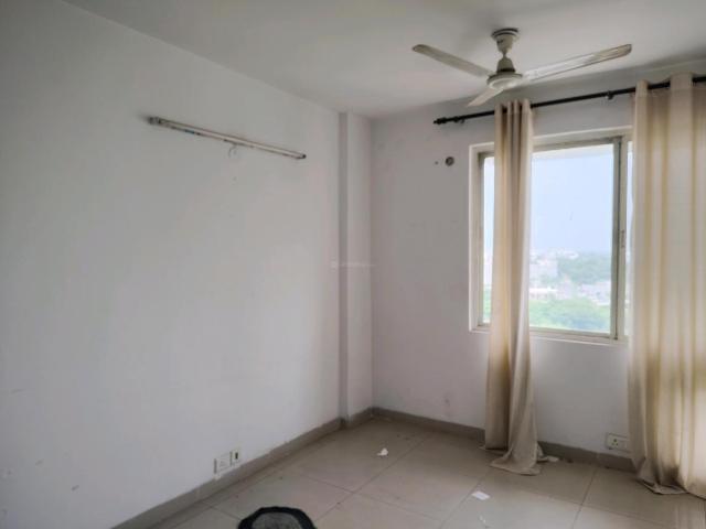 1 BHK Apartment in Noida Extension for resale Greater Noida. The reference number is 17939882