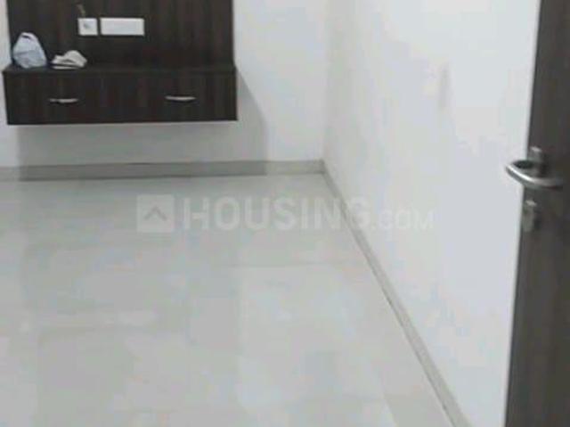1 BHK Apartment in Noida Extension for resale Greater Noida. The reference number is 21081291