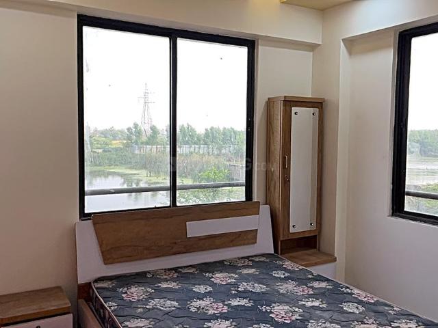 1 BHK Apartment in Narolgam for resale Ahmedabad. The reference number is 18735156