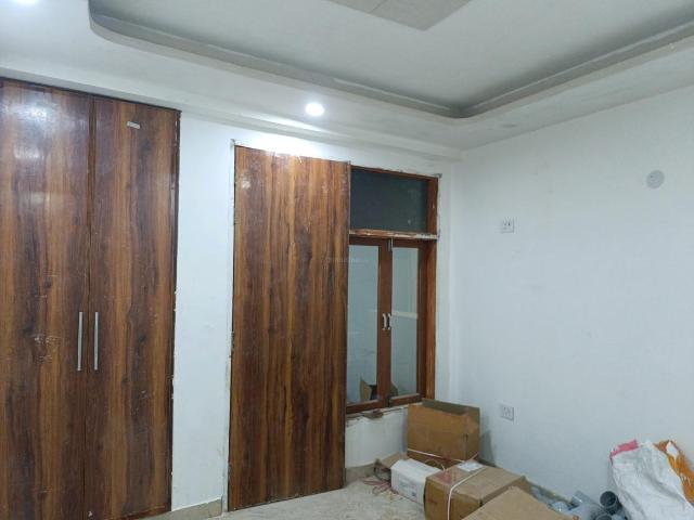 1 BHK Apartment in Neb Sarai for rent New Delhi. The reference number is 18905704