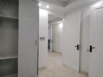 Flat for sale in Indira Enclave - Lift