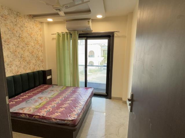 1 BHK Apartment in Nipania for rent Indore. The reference number is 20463937