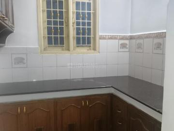 1 BHK Apartment in Nungambakkam for rent Chennai. The reference number is 20577661