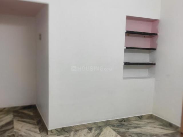 1 BHK Apartment in S Alangulam for rent Madurai. The reference number is 20798245