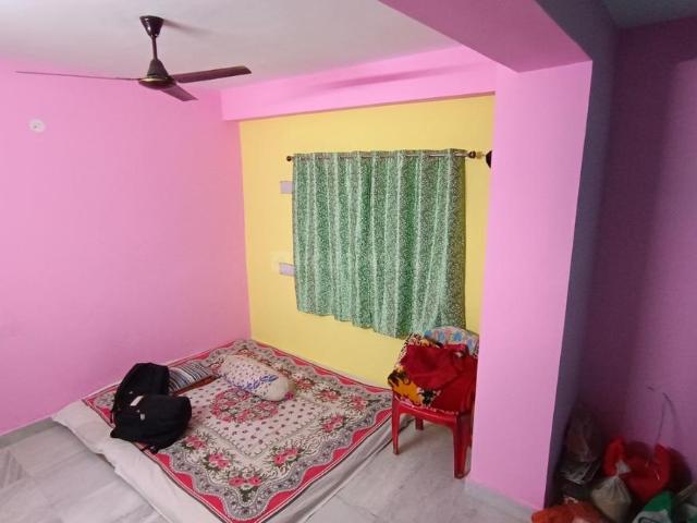 1 BHK Apartment in South Dum Dum for rent Kolkata. The reference number is 20457536