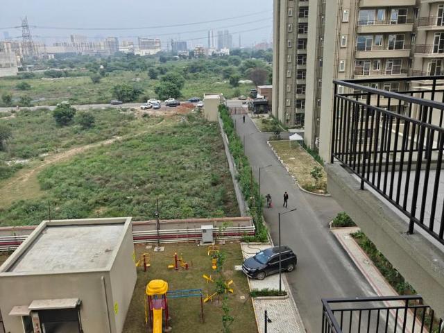1 BHK Apartment in Southern Peripheral Road for rent Gurgaon. The reference number is 21139112