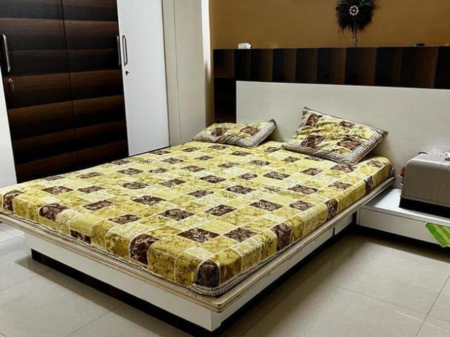 1 BHK Apartment in Somwar Peth for rent Pune. The reference number is 20947273