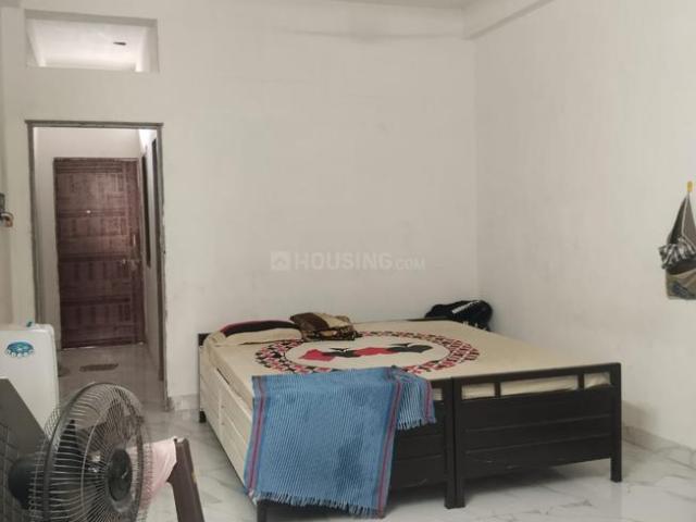 1 BHK Apartment in Satellite for rent Ahmedabad. The reference number is 20634856