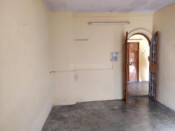 1 BHK Apartment in Sadar Bazaar for rent New Delhi. The reference number is 15013906