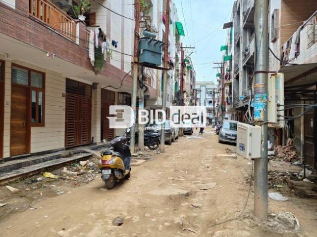 1 BHK Apartment in Sadullahabad Village for resale Ghaziabad. The reference number is 21043520