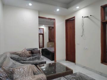 Flat for sale in Ignou, Delhi - Garden