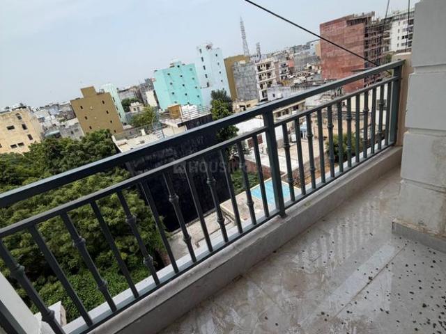 1 BHK Apartment in Saket for rent New Delhi. The reference number is 21039871