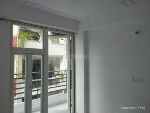 1 BHK Apartment in Saket for resale New Delhi. The reference number is 18754996