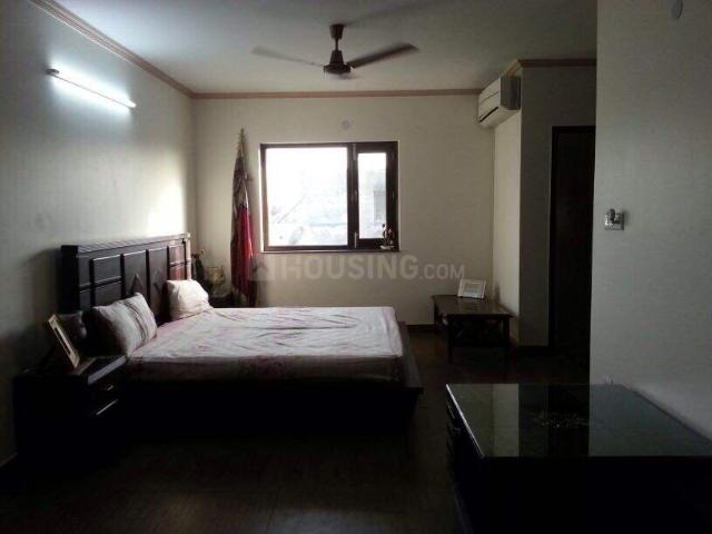 1 BHK Apartment in Sarita Vihar for rent New Delhi. The reference number is 19393606