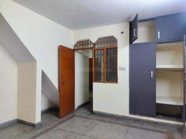 1 BHK Apartment in Sarita Vihar for rent New Delhi. The reference number is 21311135