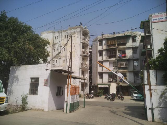 1 BHK Apartment in Sector 14 Dwarka for rent New Delhi. The reference number is 21116582