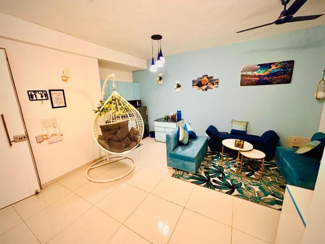 1 BHK Apartment in Sector 168 for rent Noida. The reference number is 20557058