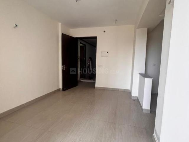 1 BHK Apartment in Sector 168 for resale Noida. The reference number is 21321641
