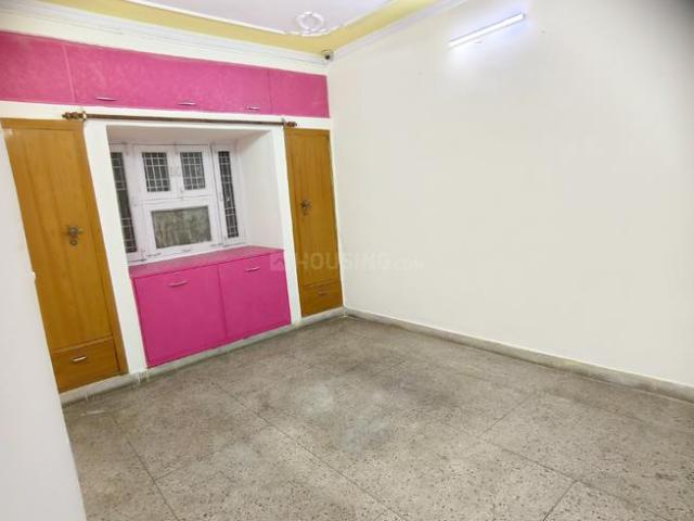1 BHK Apartment in Sector 18 Dwarka for rent New Delhi. The reference number is 19340217