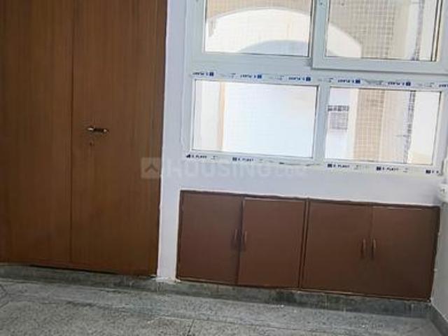 1 BHK Apartment in Sector 18 Dwarka for rent New Delhi. The reference number is 21149298