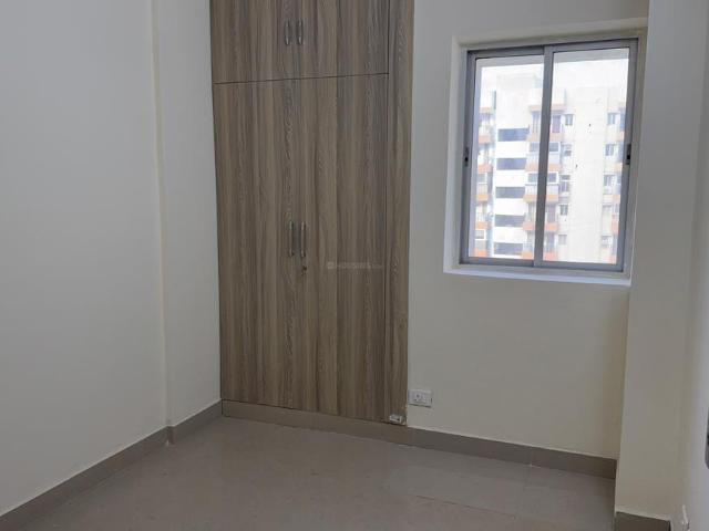 1 BHK Apartment in Sector 19 Dwarka for rent New Delhi. The reference number is 20409469