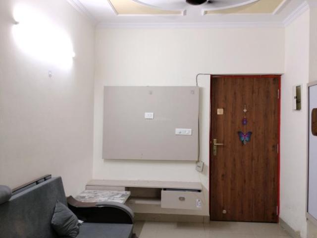 1 BHK Apartment in Sector 19 Dwarka for rent New Delhi. The reference number is 20305867