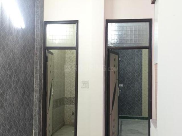 1 BHK Apartment in Sector 19 Dwarka for rent New Delhi. The reference number is 21354818