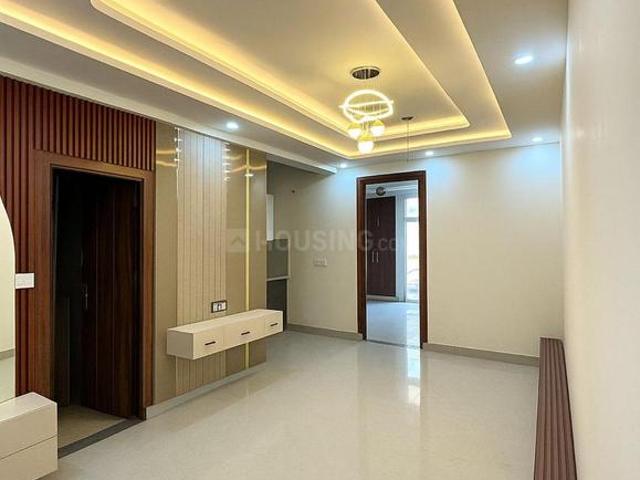 3 BHK Apartment in Sector 104 for resale Noida. The reference number is 20352676
