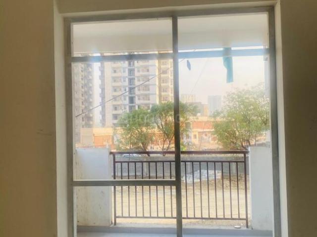 1 BHK Apartment in Sector 110 for resale Gurgaon. The reference number is 15463621