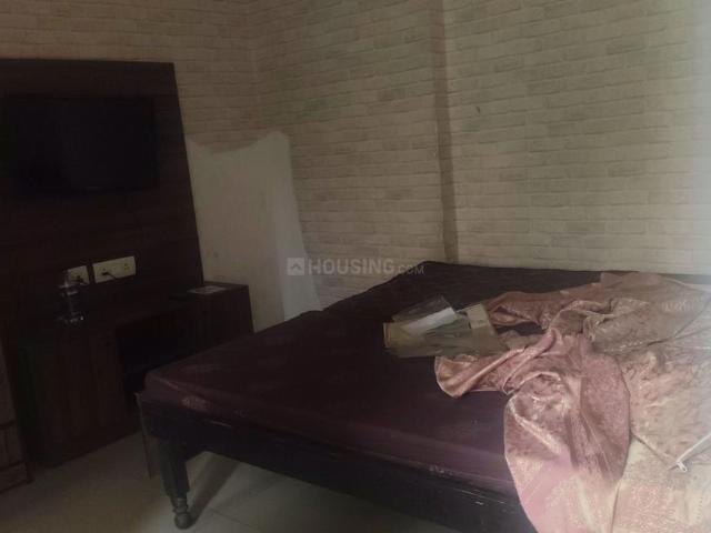 1 BHK Apartment in Sector 137 for rent Noida. The reference number is 20688689