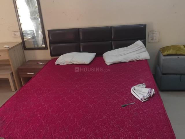1 BHK Apartment in Sector 137 for rent Noida. The reference number is 20703342