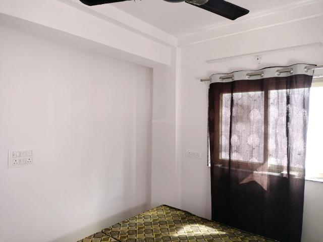 1 BHK Apartment in Sector 23B Dwarka for rent New Delhi. The reference number is 16427821