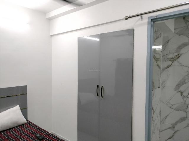 1 BHK Apartment in Sector 23B Dwarka for rent New Delhi. The reference number is 20330567