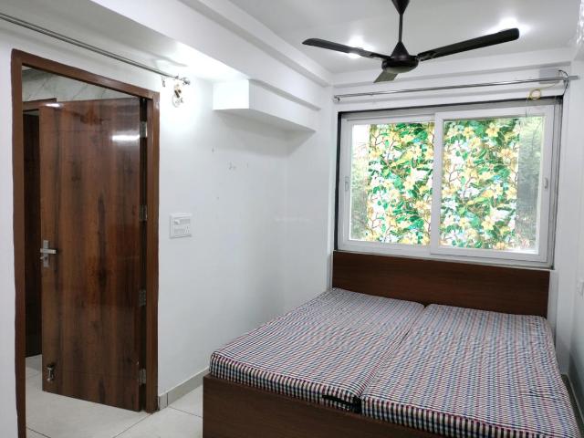 1 BHK Apartment in Sector 23B Dwarka for rent New Delhi. The reference number is 20359094