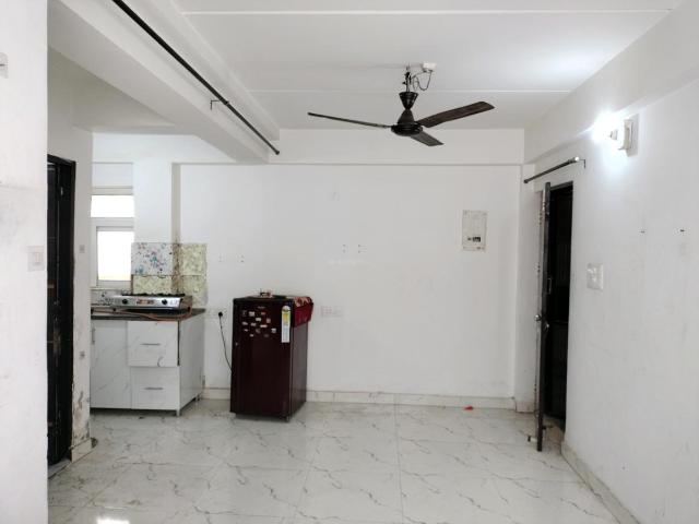 1 BHK Apartment in Sector 23B Dwarka for rent New Delhi. The reference number is 20420216