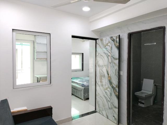 1 BHK Apartment in Sector 23B Dwarka for rent New Delhi. The reference number is 20420256