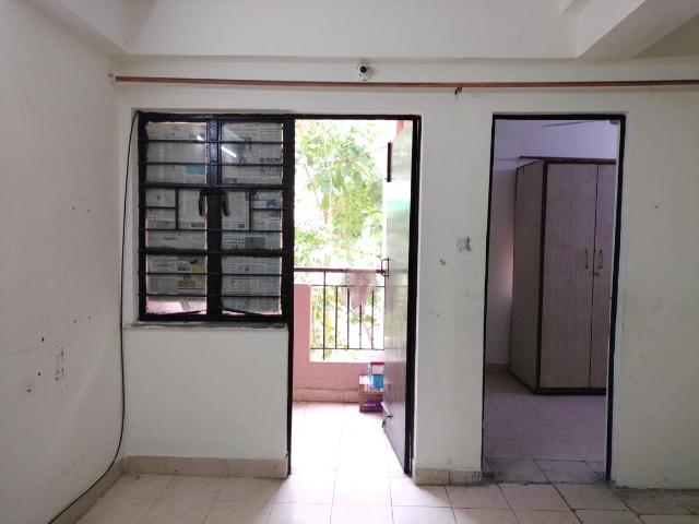 1 BHK Apartment in Sector 23B Dwarka for rent New Delhi. The reference number is 20420264