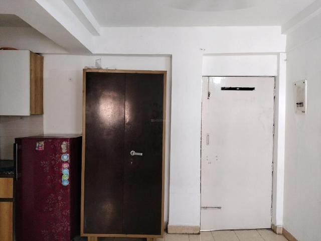 1 BHK Apartment in Sector 23B Dwarka for rent New Delhi. The reference number is 20587950