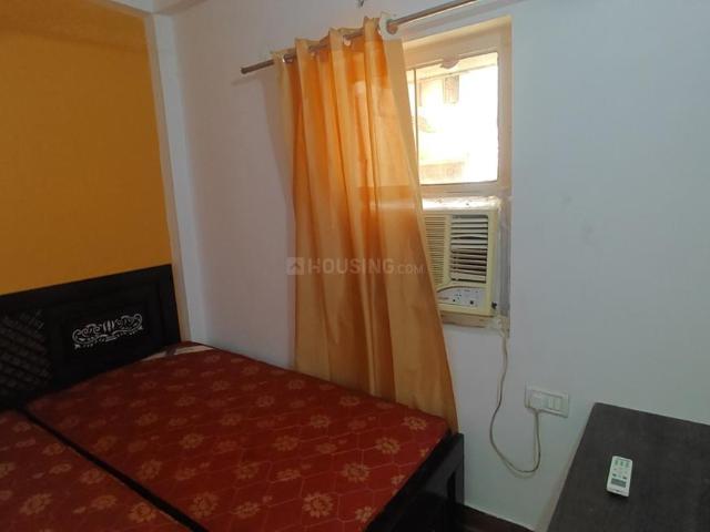1 BHK Apartment in Sector 23B Dwarka for rent New Delhi. The reference number is 20803052