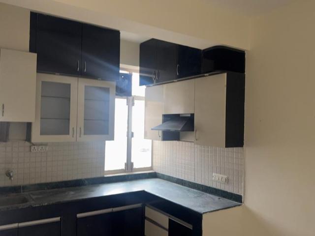 1 BHK Apartment in Sector 33 for rent Sohna. The reference number is 20982269