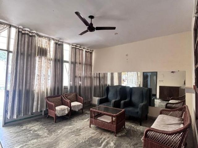 1 BHK Apartment in Sector 49 for rent Faridabad. The reference number is 20567167