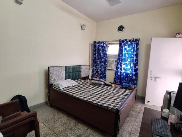 1 BHK Apartment in Sector 52 for rent Noida. The reference number is 20829882