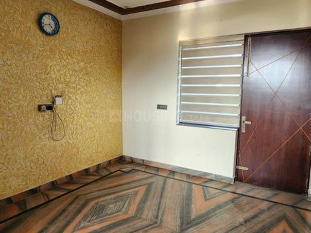 1 BHK Apartment in Sector 68 for rent Faridabad. The reference number is 21016174